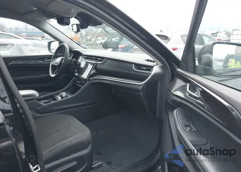 2023 Jeep Grand Cherokee Laredo 4X4 z USA, uszkodzony, nr VIN 1C4RJHAG0PC518472